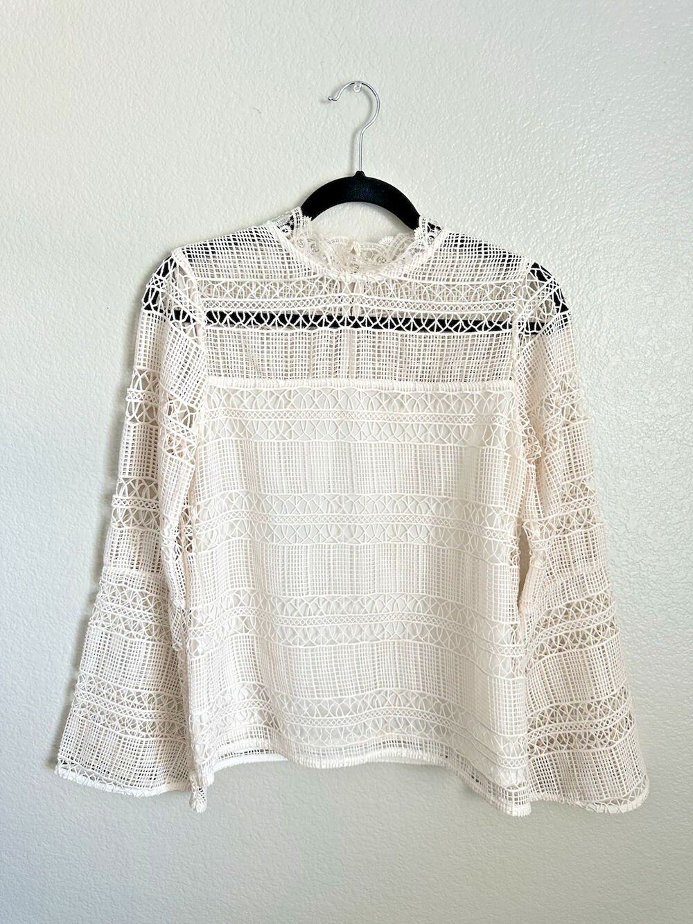 Revolve Tularosa Blouse Lace Size Small Cream Romantic Bell Sleeve Feminine Top